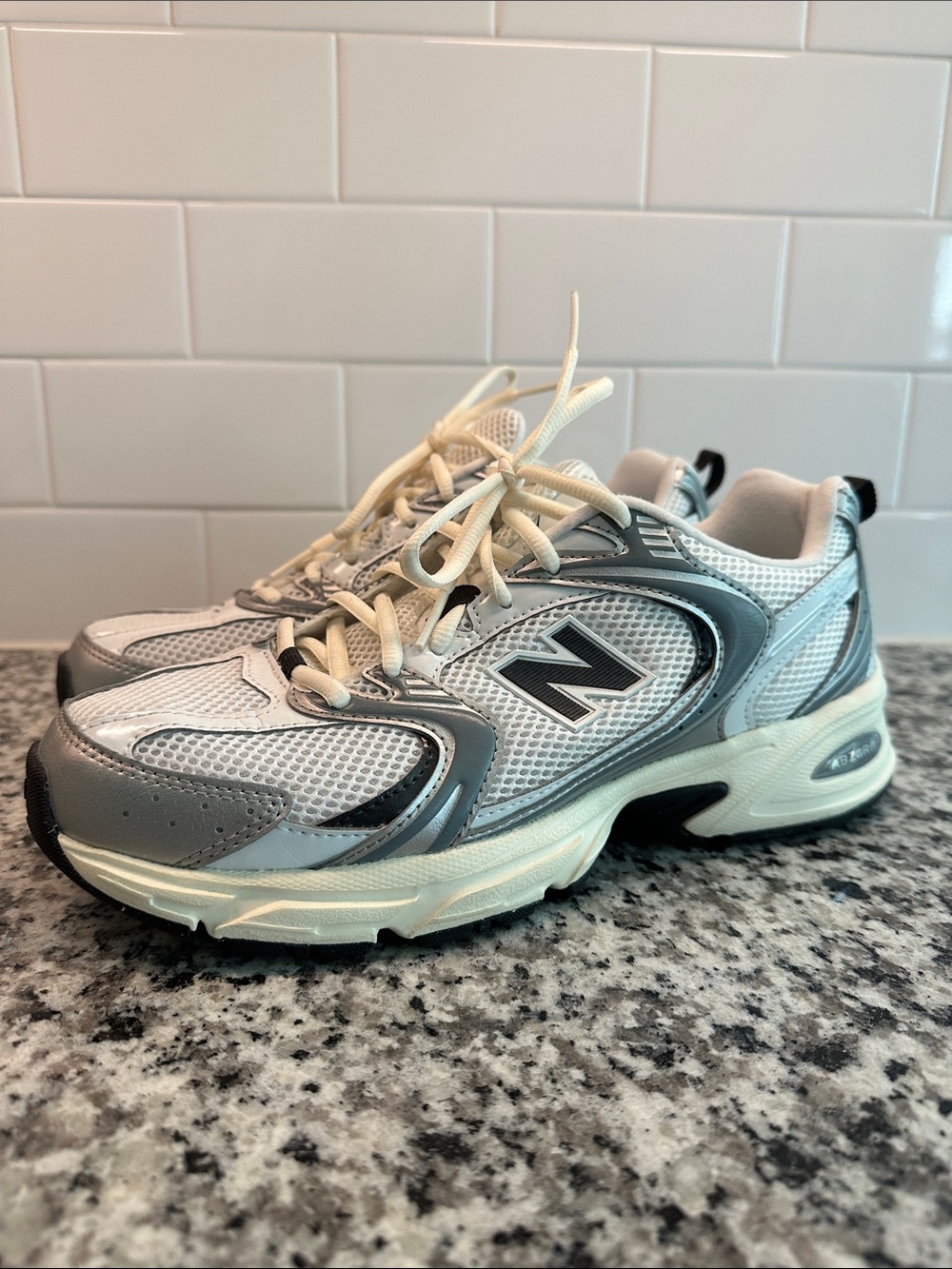 New Balance 530 Sneakers